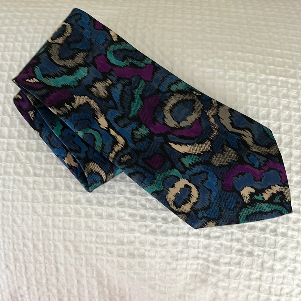 Tie